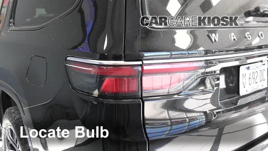 2023 Jeep Wagoneer Series II 3.0L 6 Cyl. Turbo Luces